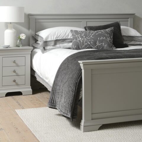 Chantilly Pebble Grey 5ft Kingsize Bed – The Cotswold Company